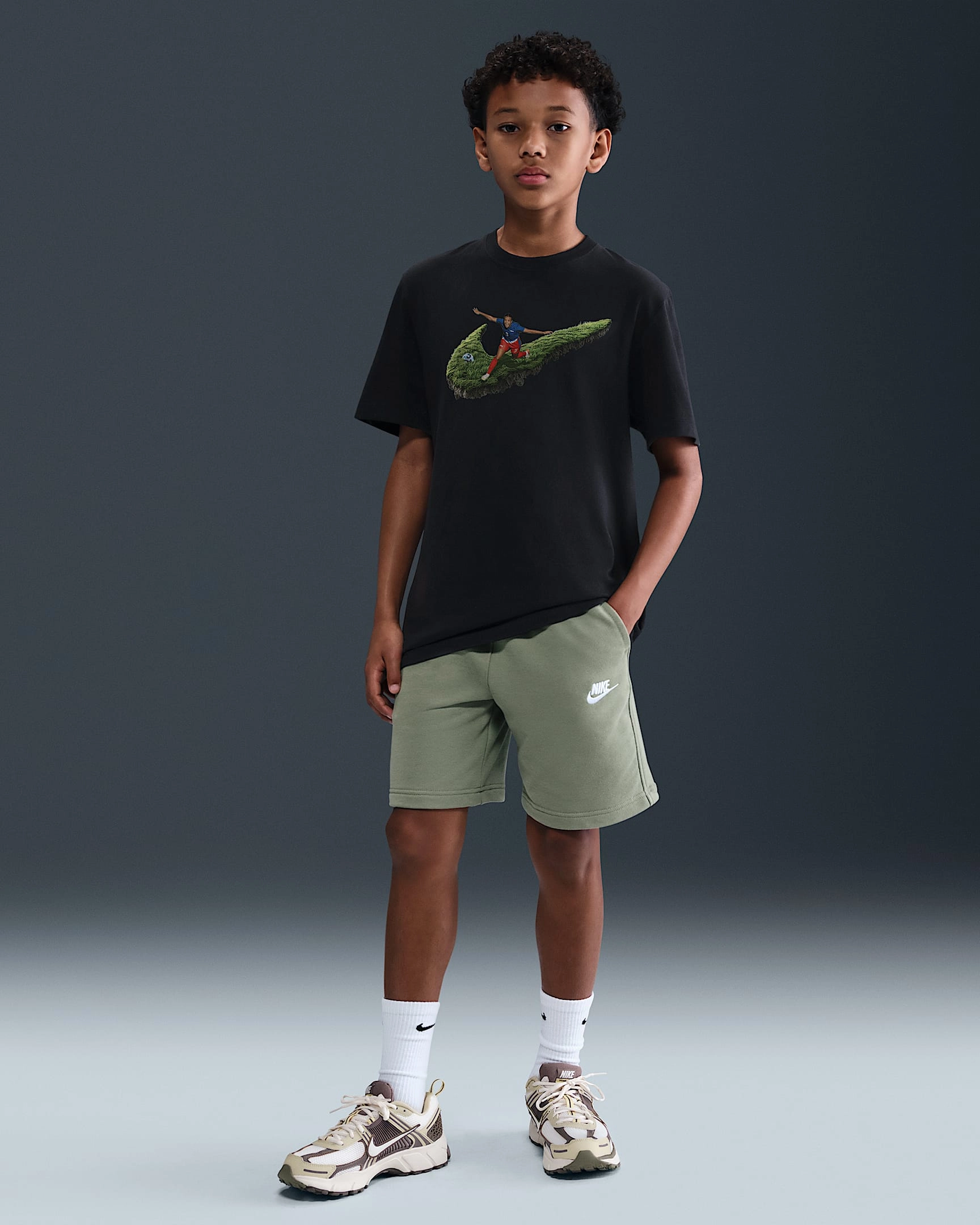 Caitlin Clarks "So Win" Nike T-skjorte for barn: Vinn stort med din helt! Basketballglede!